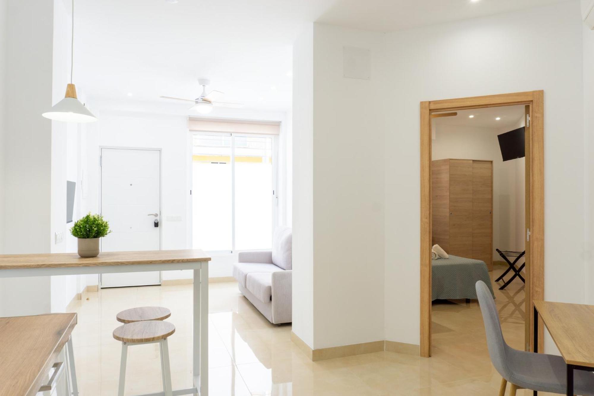 New Style Apartment Малага Екстериор снимка