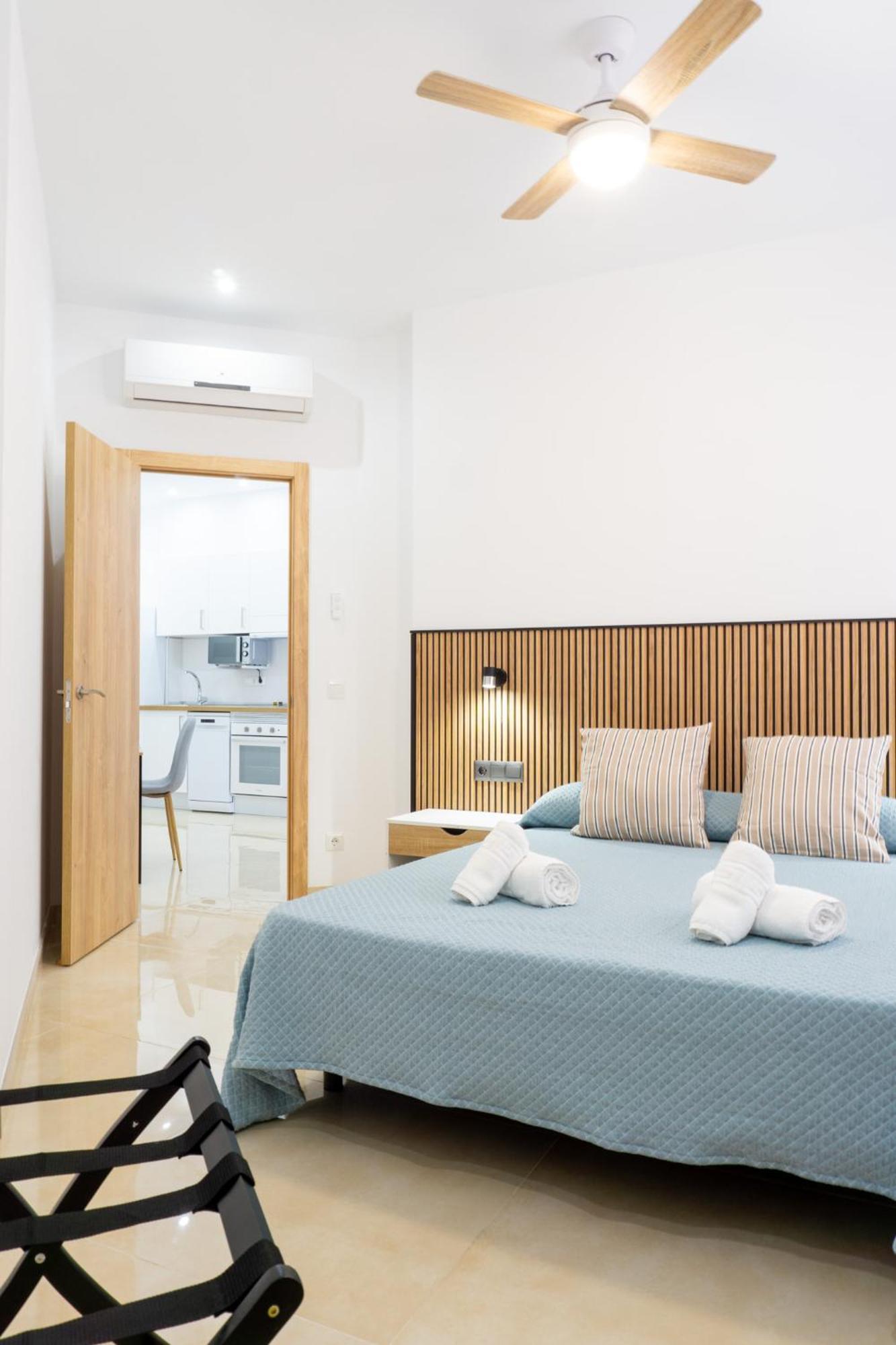 New Style Apartment Малага Екстериор снимка